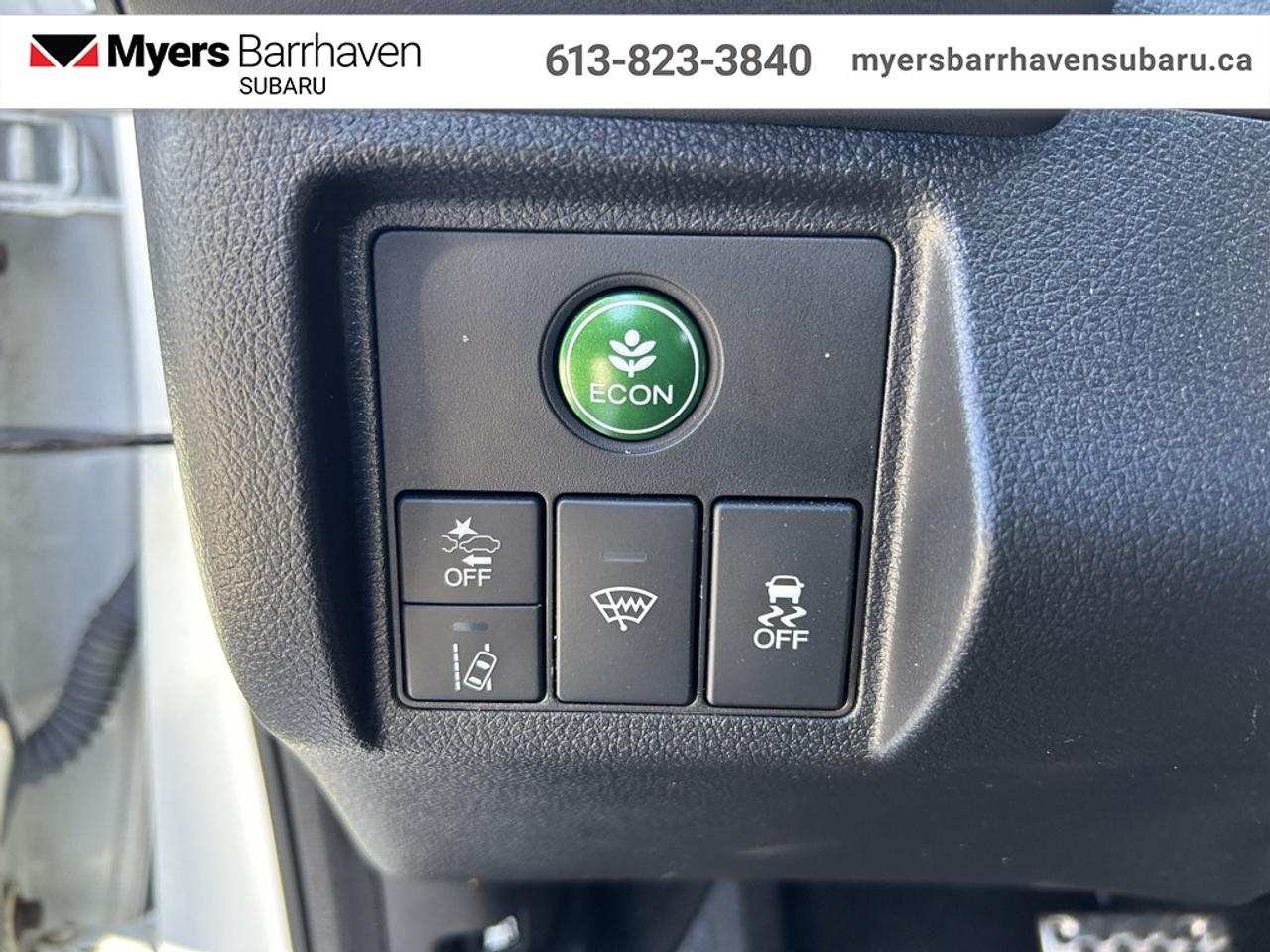 2019 Honda HR-V Touring AWD CVT  - Leather Seats Photo
