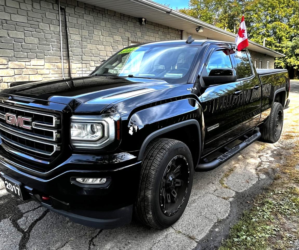 2017 GMC Sierra 1500 SLE DOUBLE CAB 4X4 5.3 LTR V8 CERTIFIED + WARRANTY Photo