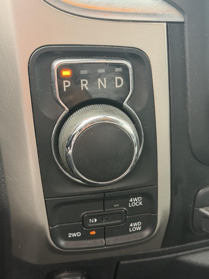 2018 RAM 1500 SLT Photo