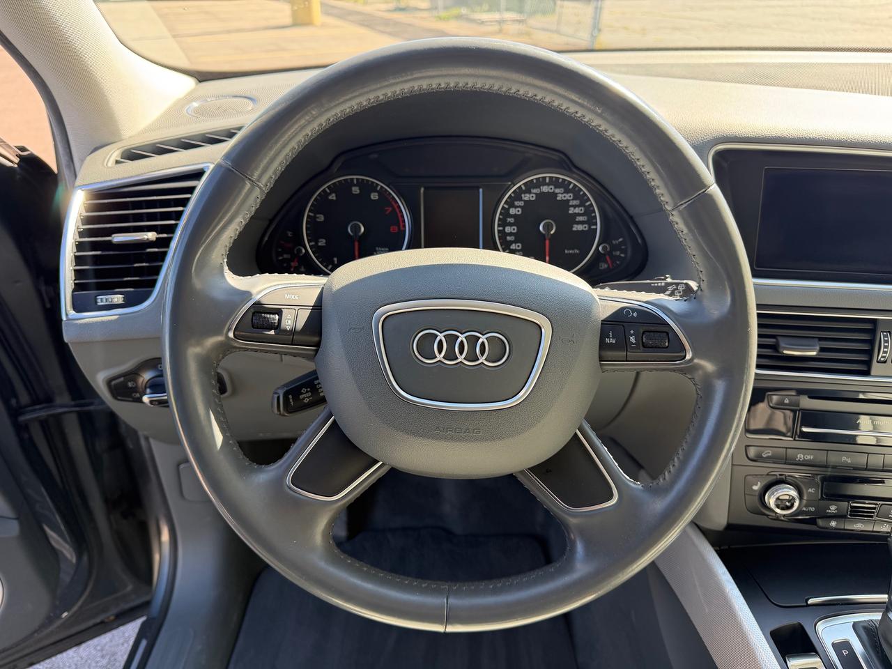 2014 Audi Q5 Quattro Technik *CLEAN CARFAX* Photo