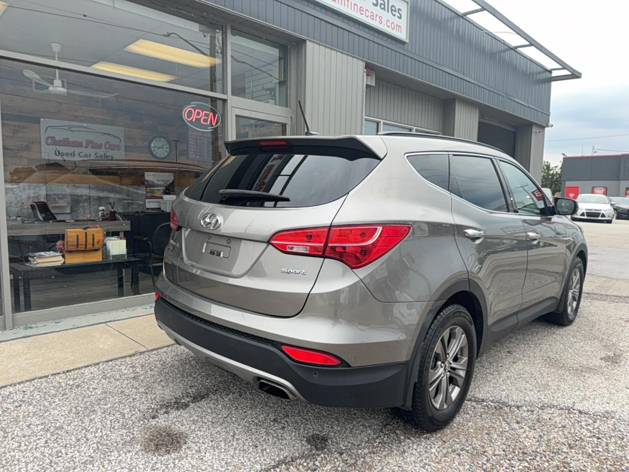 2013 Hyundai Santa Fe Premium Photo