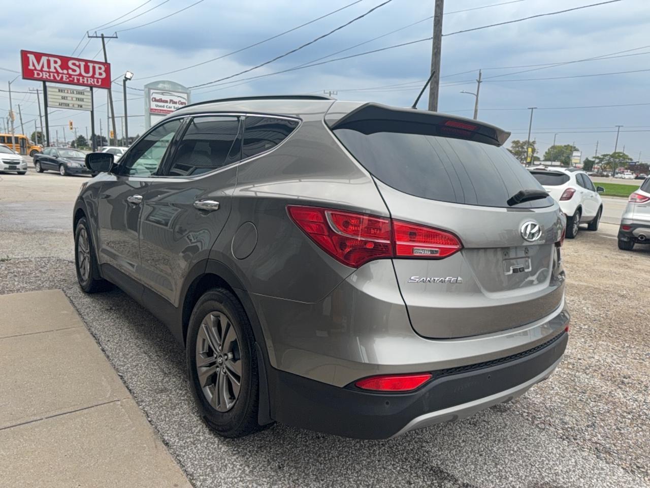 2013 Hyundai Santa Fe Premium Photo