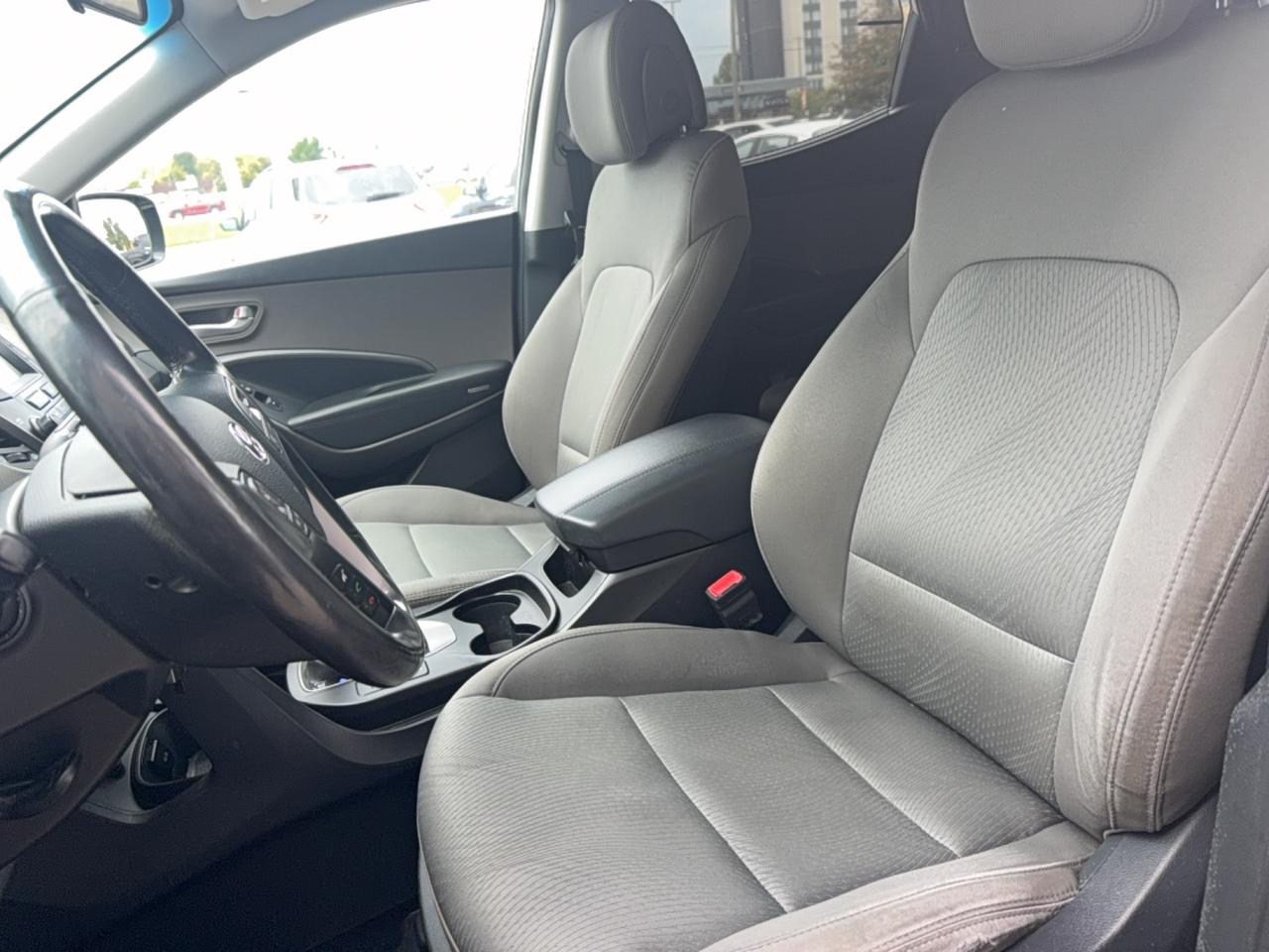 2013 Hyundai Santa Fe Premium Photo
