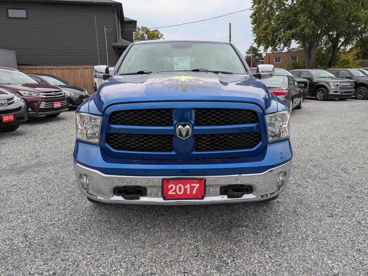 2017 RAM 1500 4WD Crew Cab 140.5" Photo