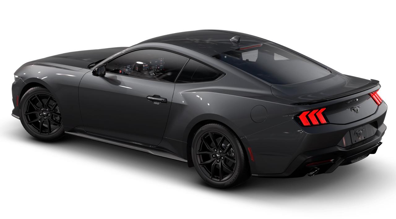 2026 Ford Mustang EcoBoost Fastback Photo1