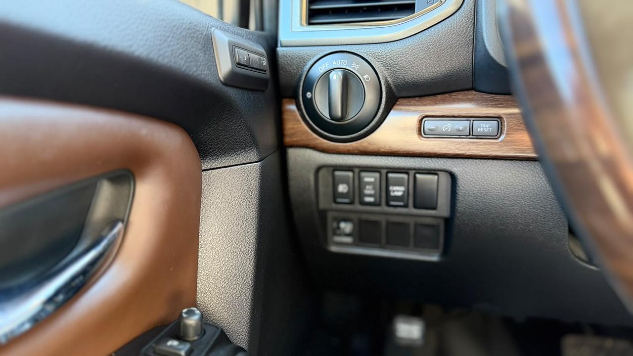 2018 Nissan Titan Platinum Photo