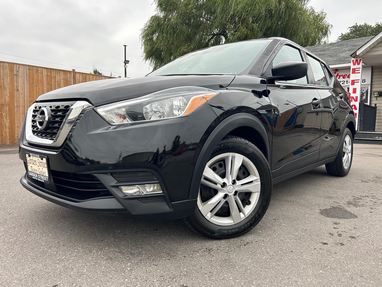 2020 Nissan Kicks S Photo0