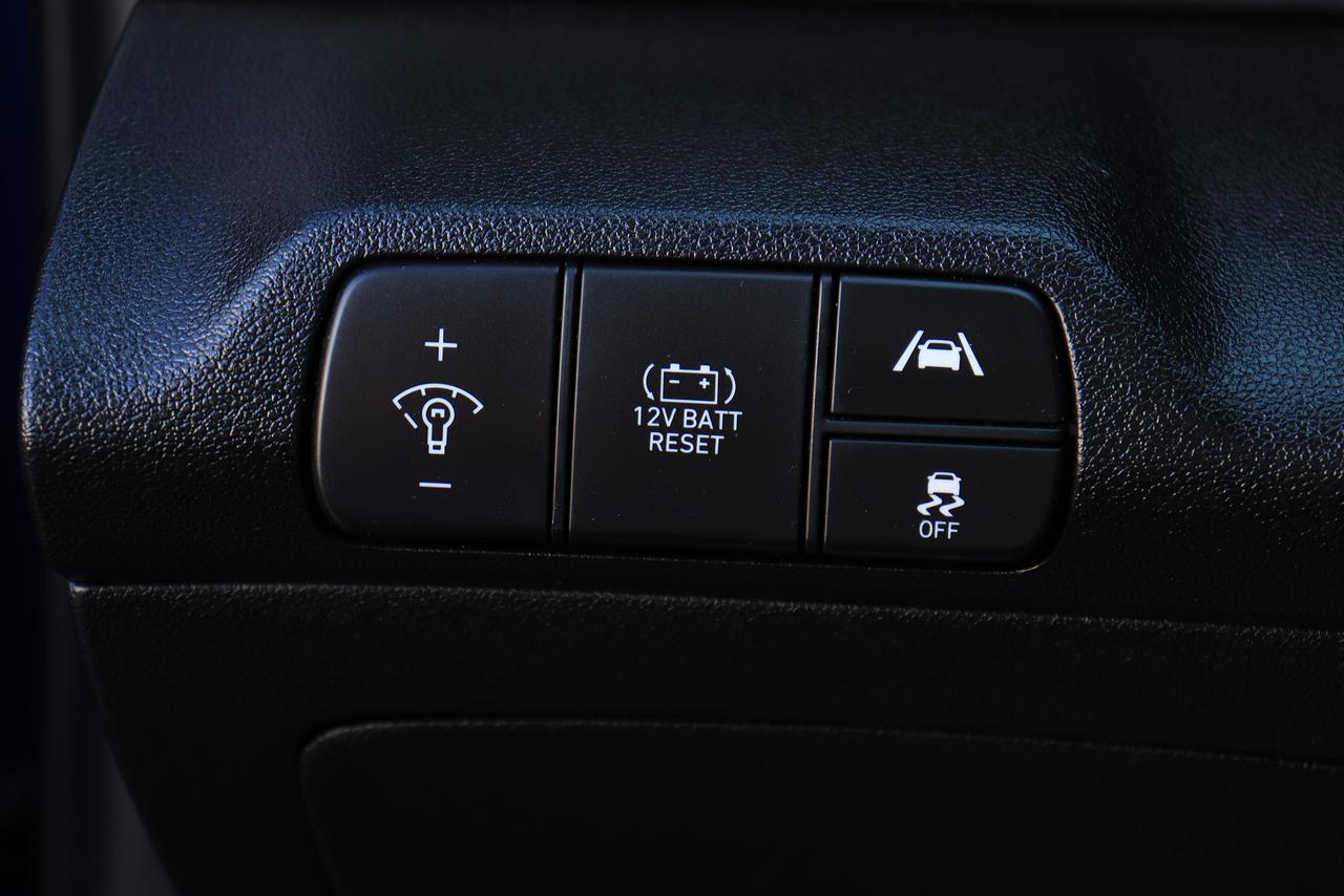 2022 Hyundai Elantra Hybrid Ultimate | Leather | Sunroof | CarPlay | BSM | ACC Photo19