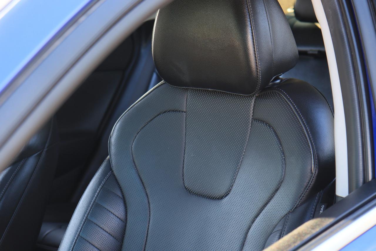 2022 Hyundai Elantra Hybrid Ultimate | Leather | Sunroof | CarPlay | BSM | ACC Photo