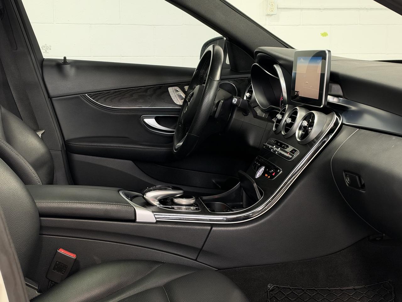 2015 Mercedes-Benz C-Class C 300 Amg, Navi, Backup, Sunroof Photo