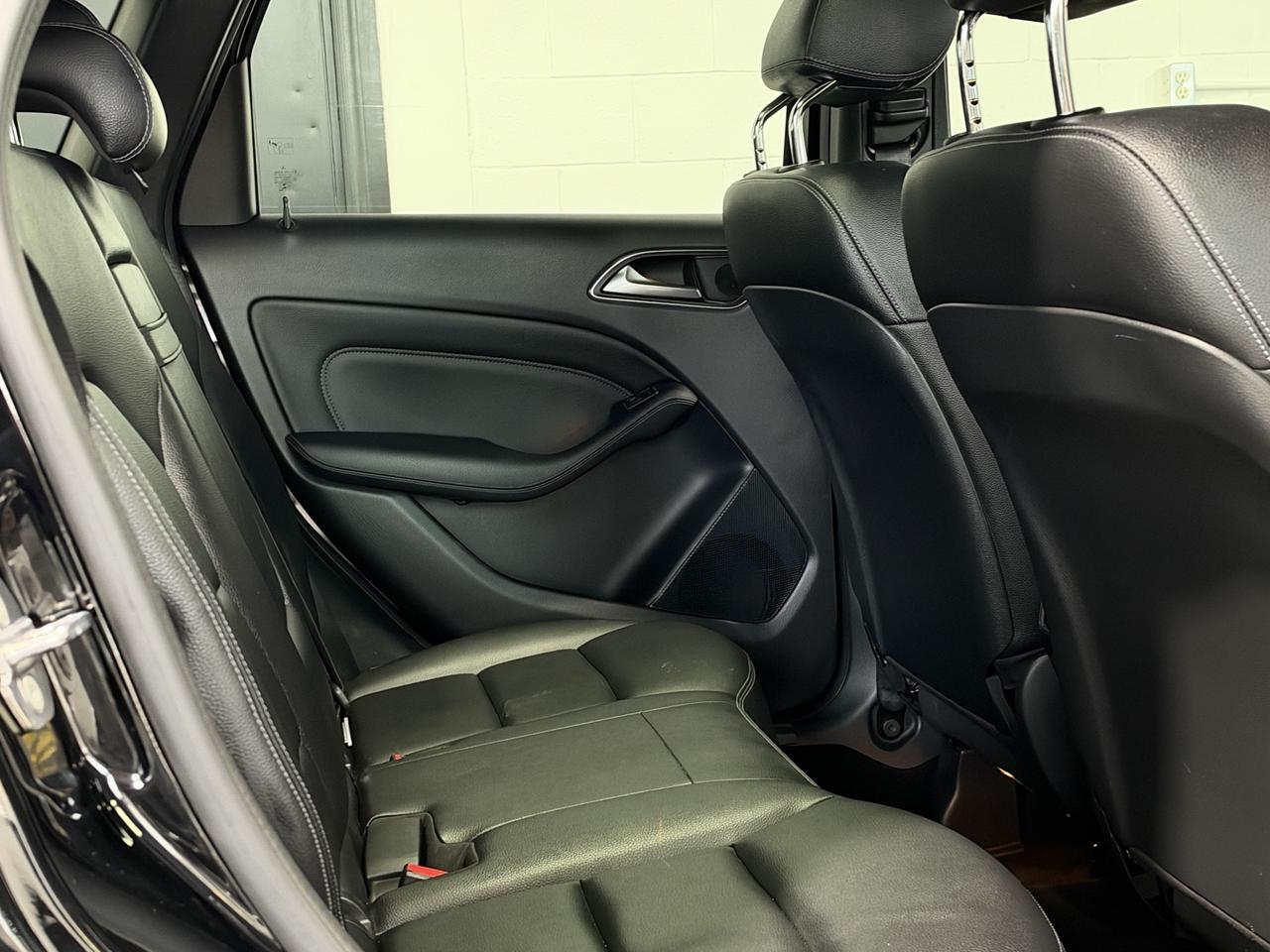 2018 Mercedes-Benz B-Class B 250 Photo