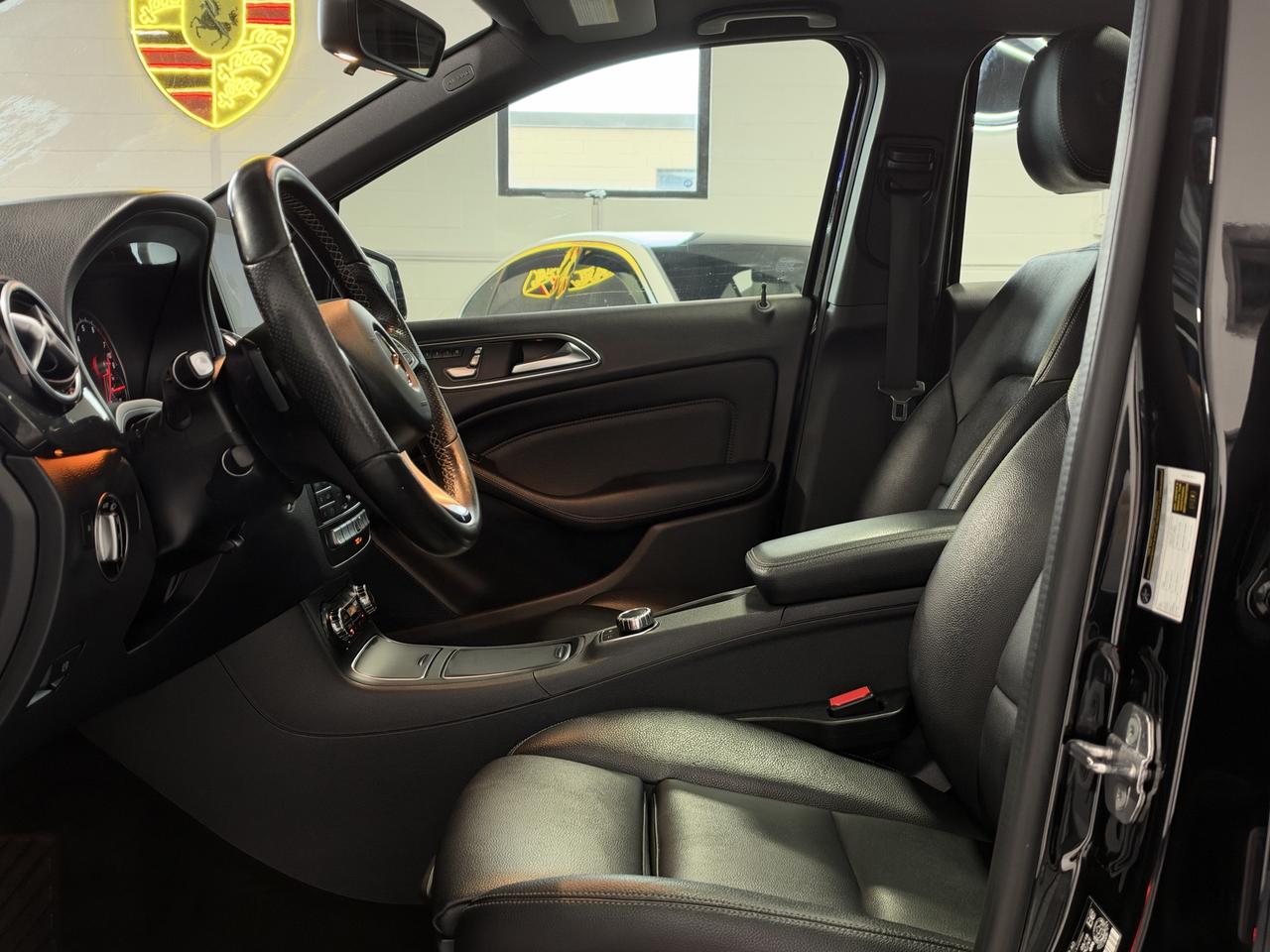 2018 Mercedes-Benz B-Class B 250 Photo