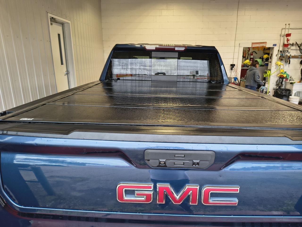 2019 GMC Sierra 1500 AT4 Photo0