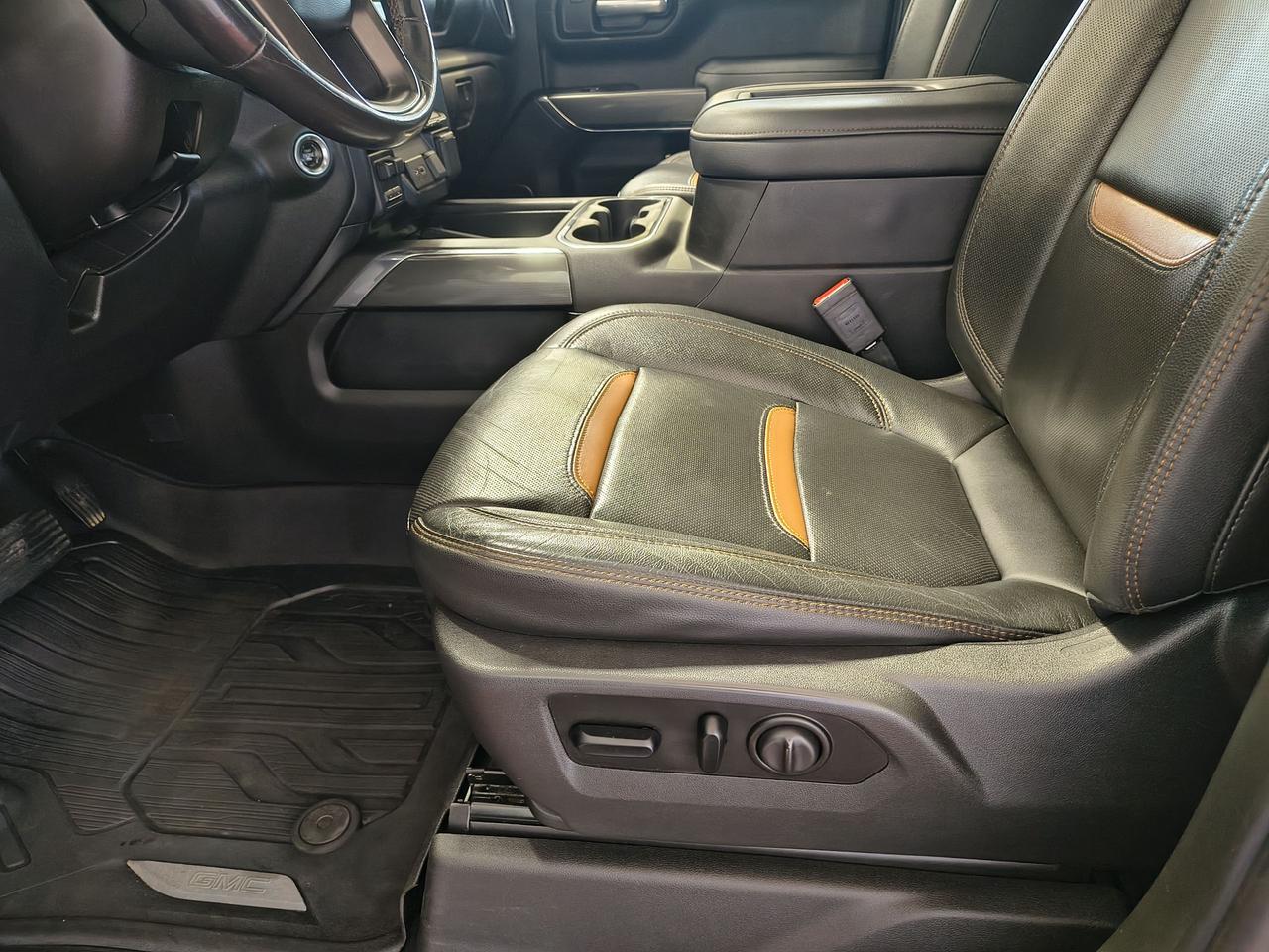 2019 GMC Sierra 1500 AT4 Photo
