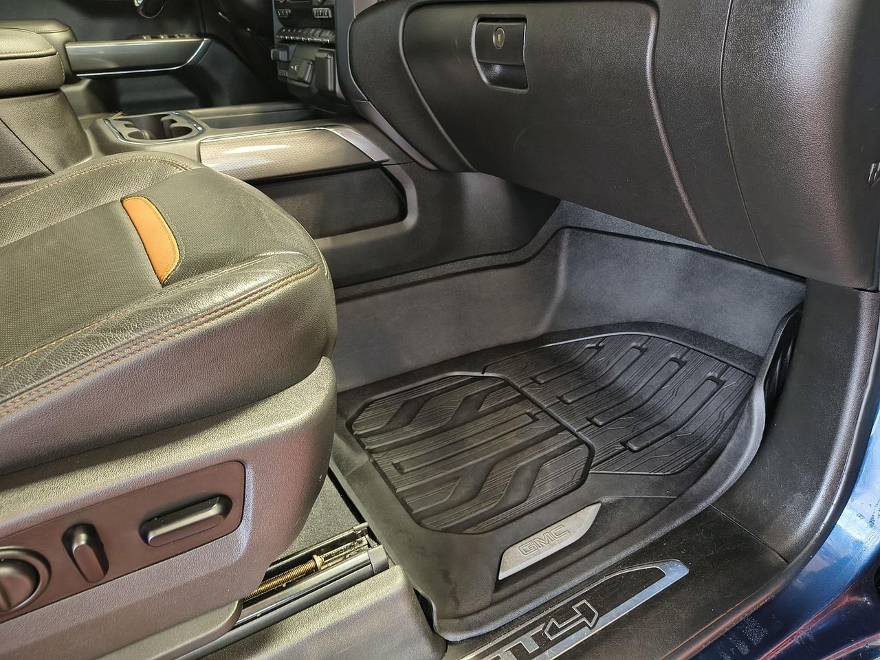2019 GMC Sierra 1500 AT4 Photo0