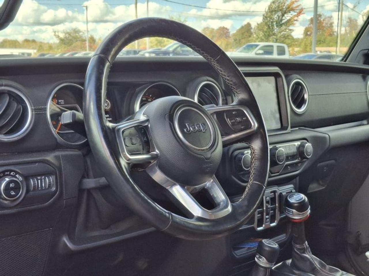2021 Jeep Gladiator Overland 4x4 | 6 Speed Manual | Leather | Heated Seats + Steering | CarPlay + Android | and More ! Photo