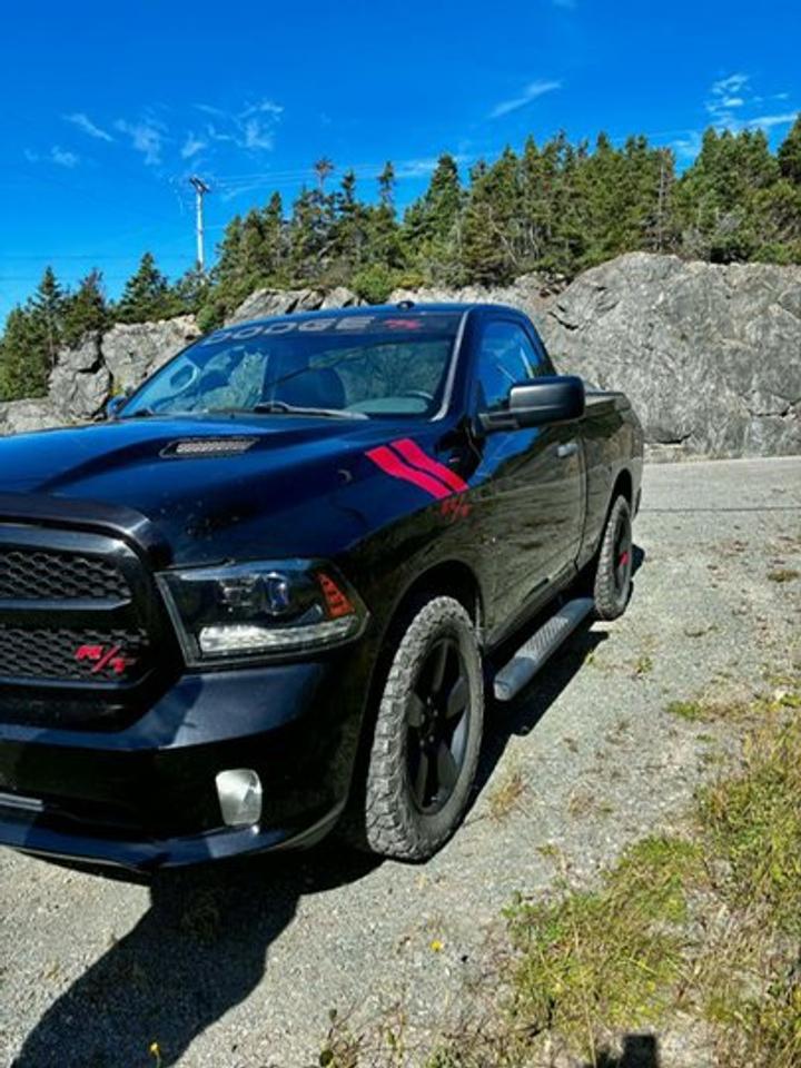 2015 RAM 1500 Sport R/T 5.7L Hemi - Reg Cab | Leather | Sport Hood | Running Boards | 20" Black Alloys | Photo