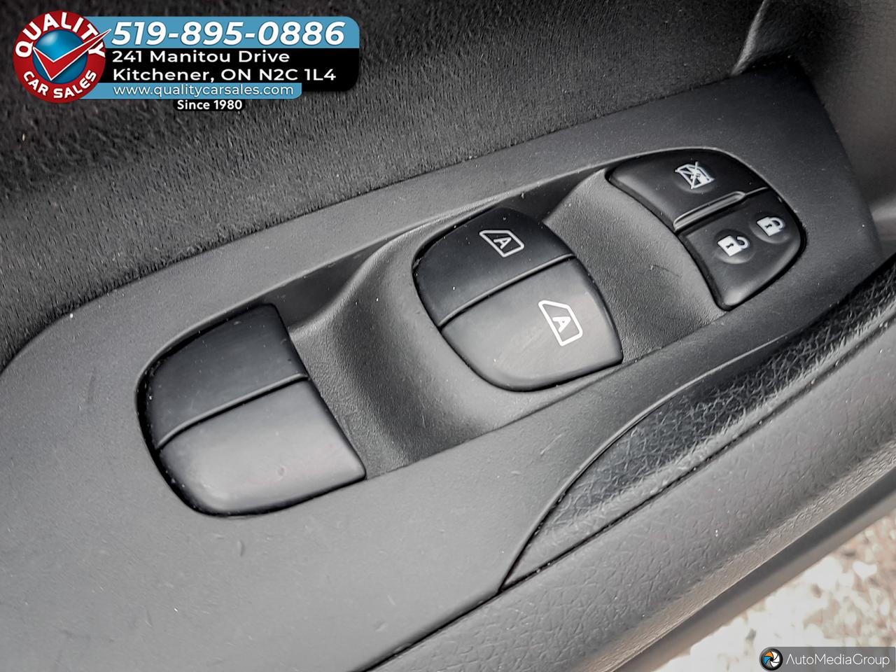 2015 Nissan Altima 2.5 SV *SUNROOF* Photo
