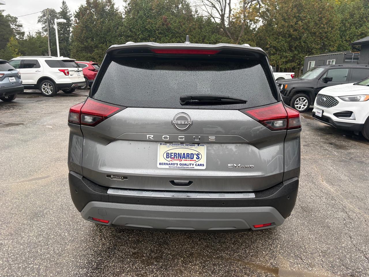 2023 Nissan Rogue SV MOONROOF Photo