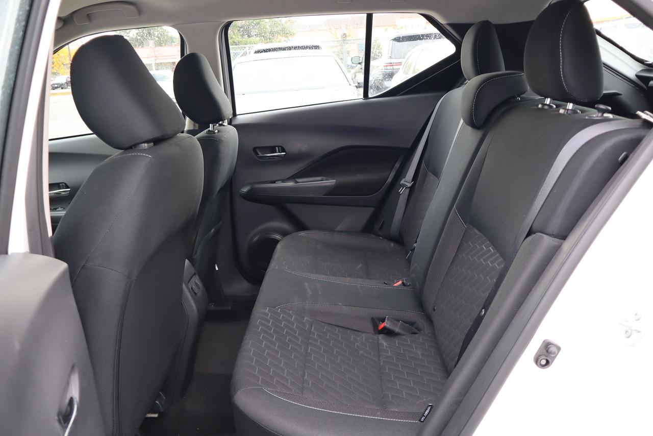 2025 Nissan Kicks  Photo