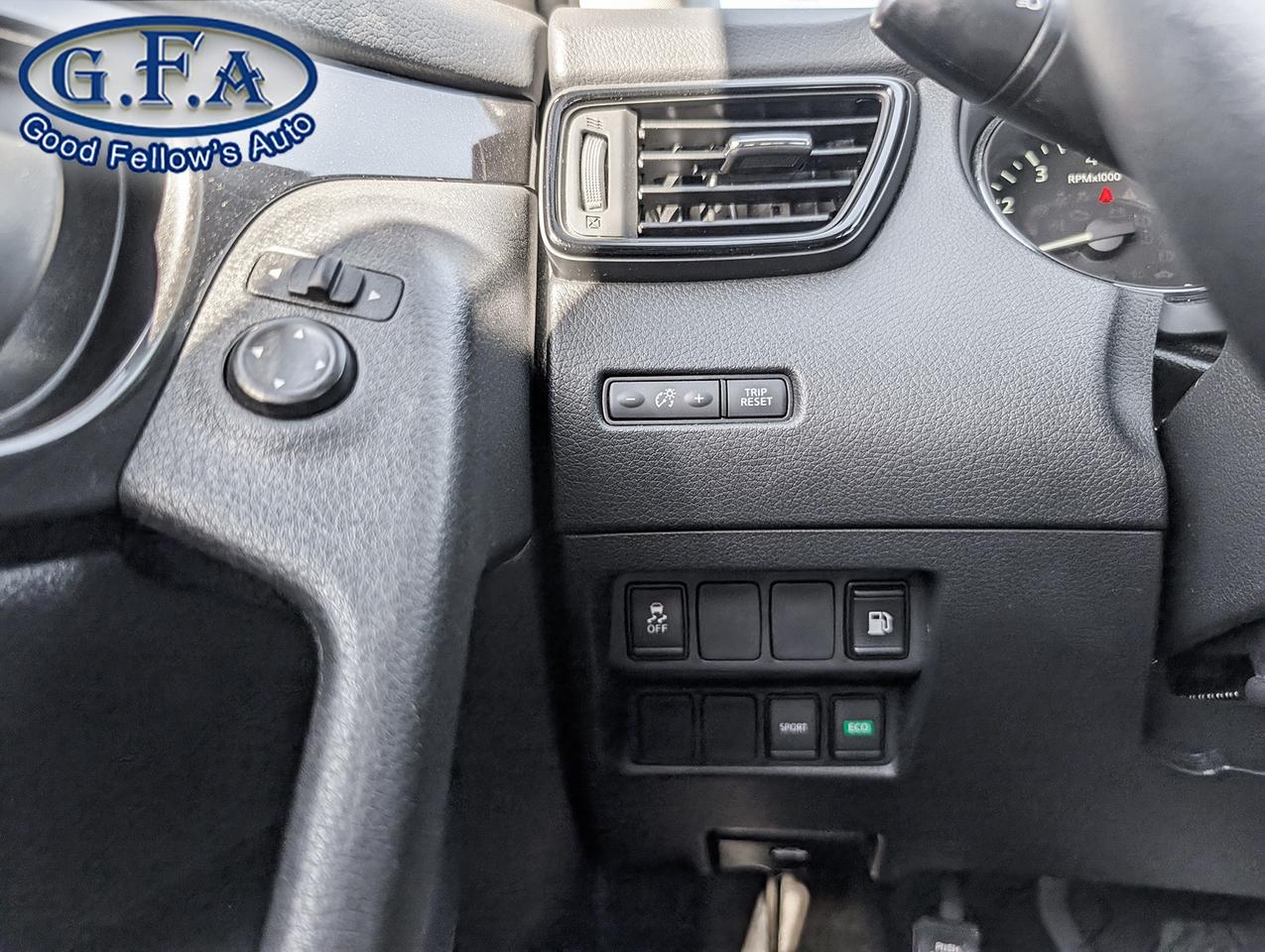 2020 Nissan Rogue S MODEL, FWD, REARVIEW CAMERA, HEATED SEATS, BLIND Photo
