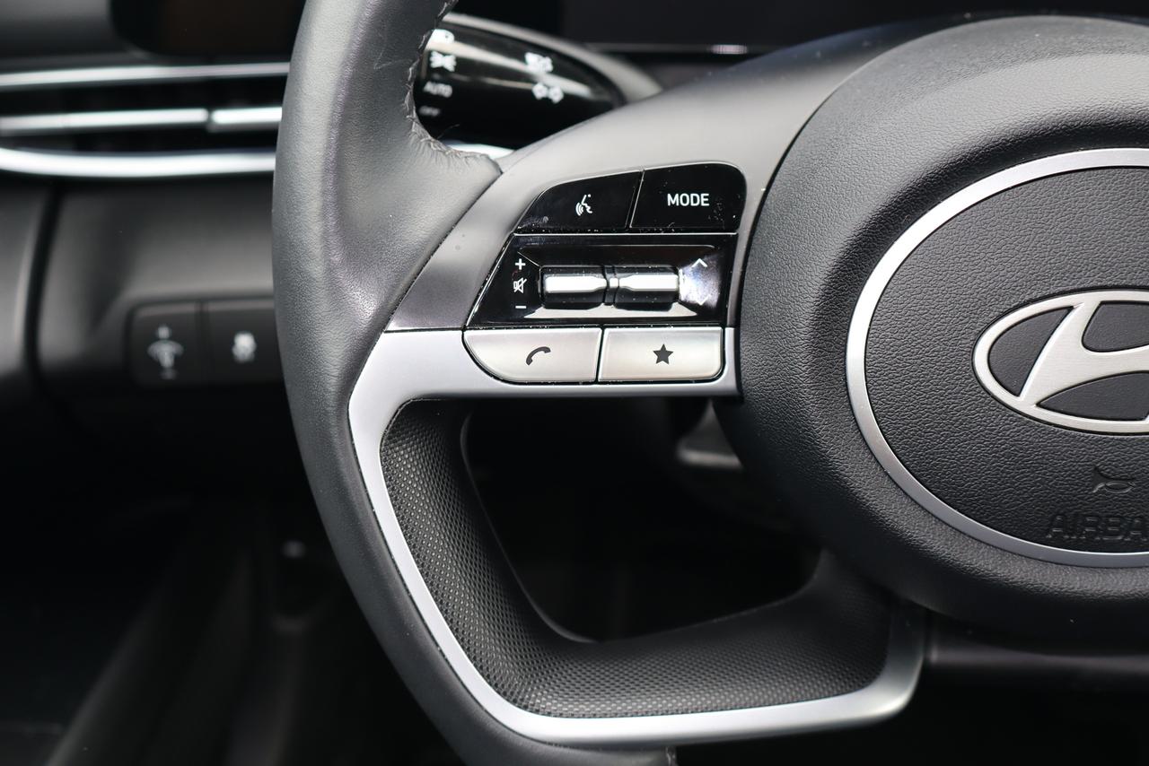 2026 Hyundai Elantra Preferred IVT w/Tech Pkg Photo