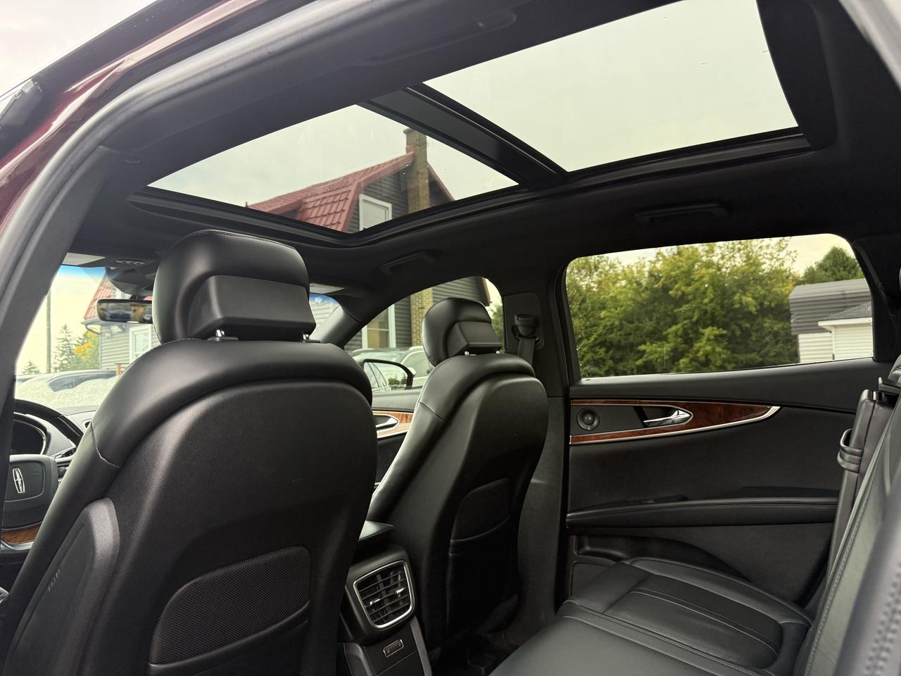 2019 Lincoln Nautilus Reserve AWD Photo