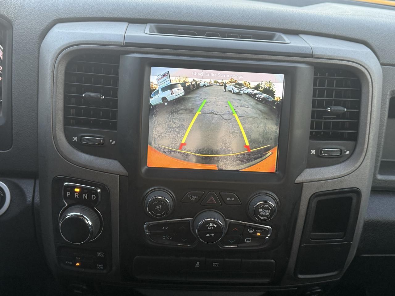 2019 RAM 1500 Classic EXPRESS 4X4 CREW CAB 5'7" BOX Photo
