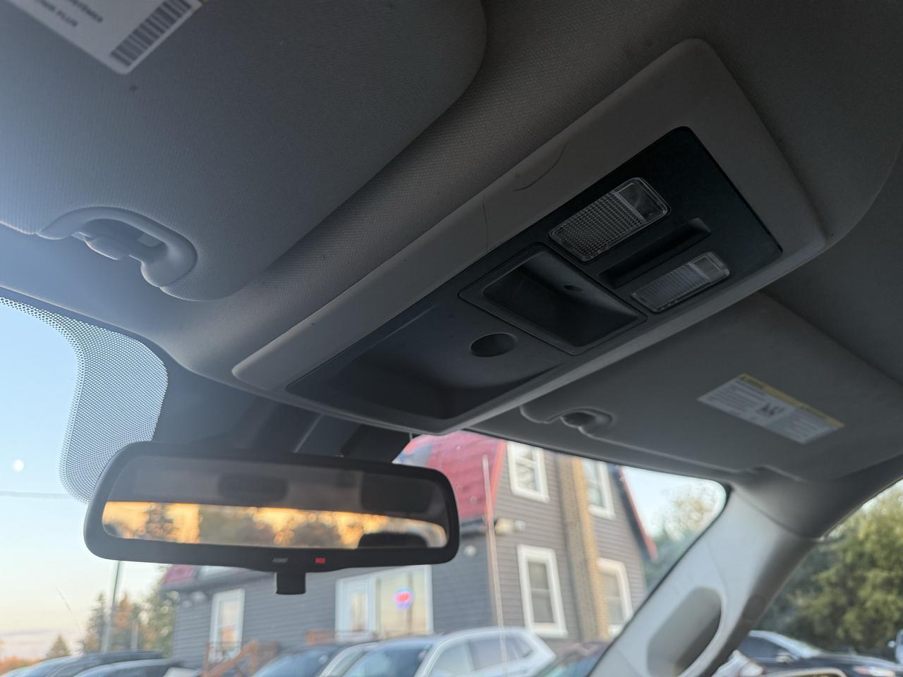 2019 RAM 1500 Classic EXPRESS 4X4 CREW CAB 5'7" BOX Photo