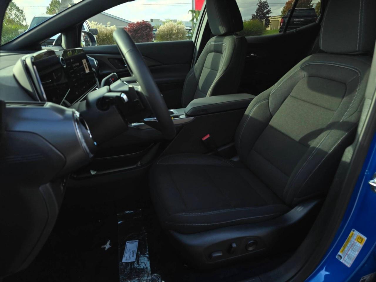 2027 Chevrolet Equinox EV 4dr LT1 w/PCY Photo