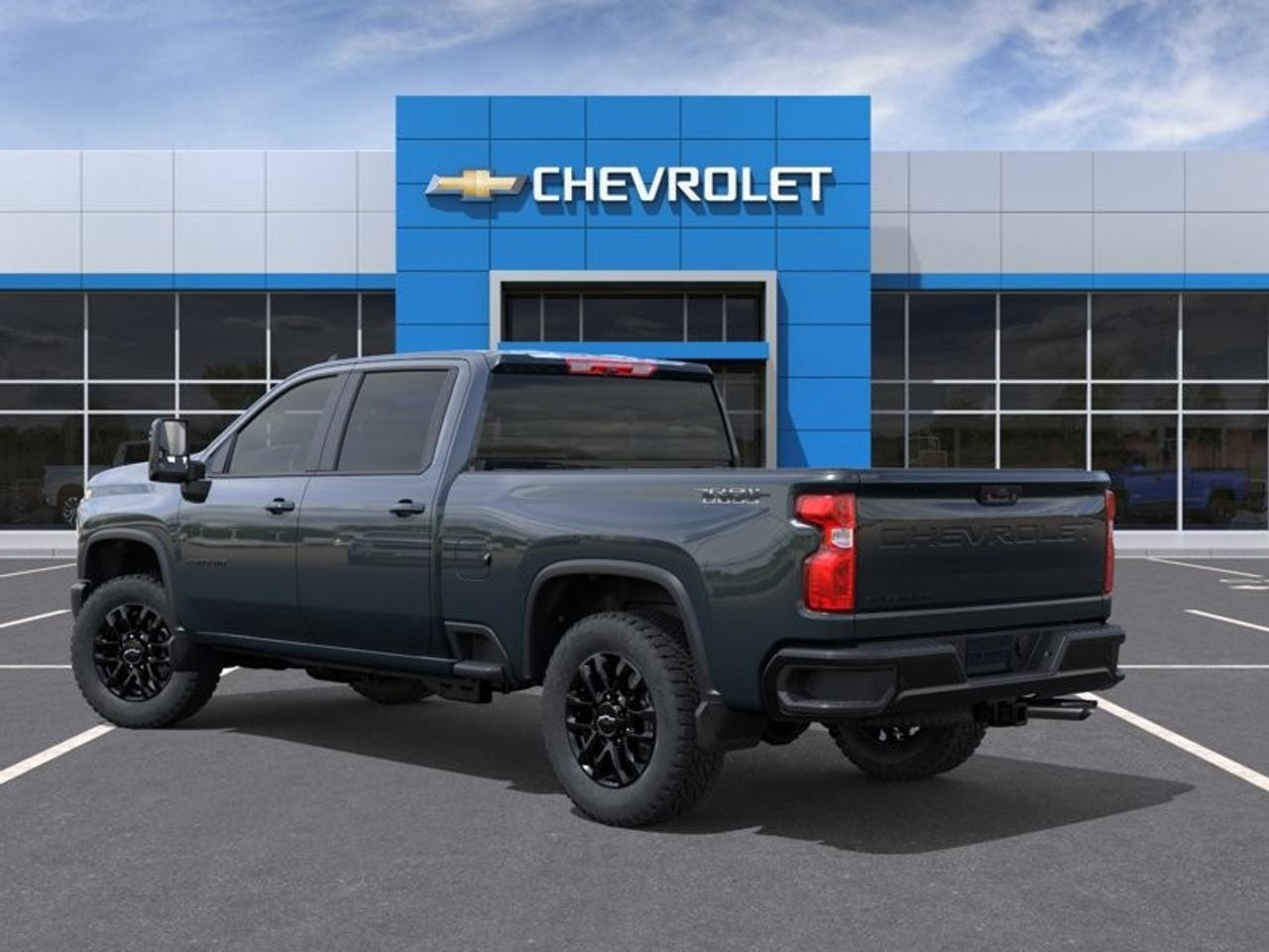 2026 Chevrolet Silverado 2500 HD 4WD Crew Cab Standard Box LT Photo