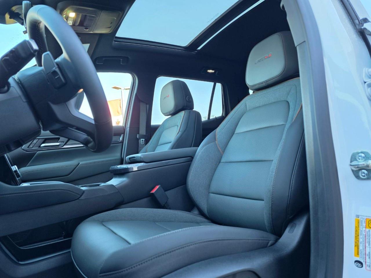2027 GMC Terrain AWD AT4 Photo
