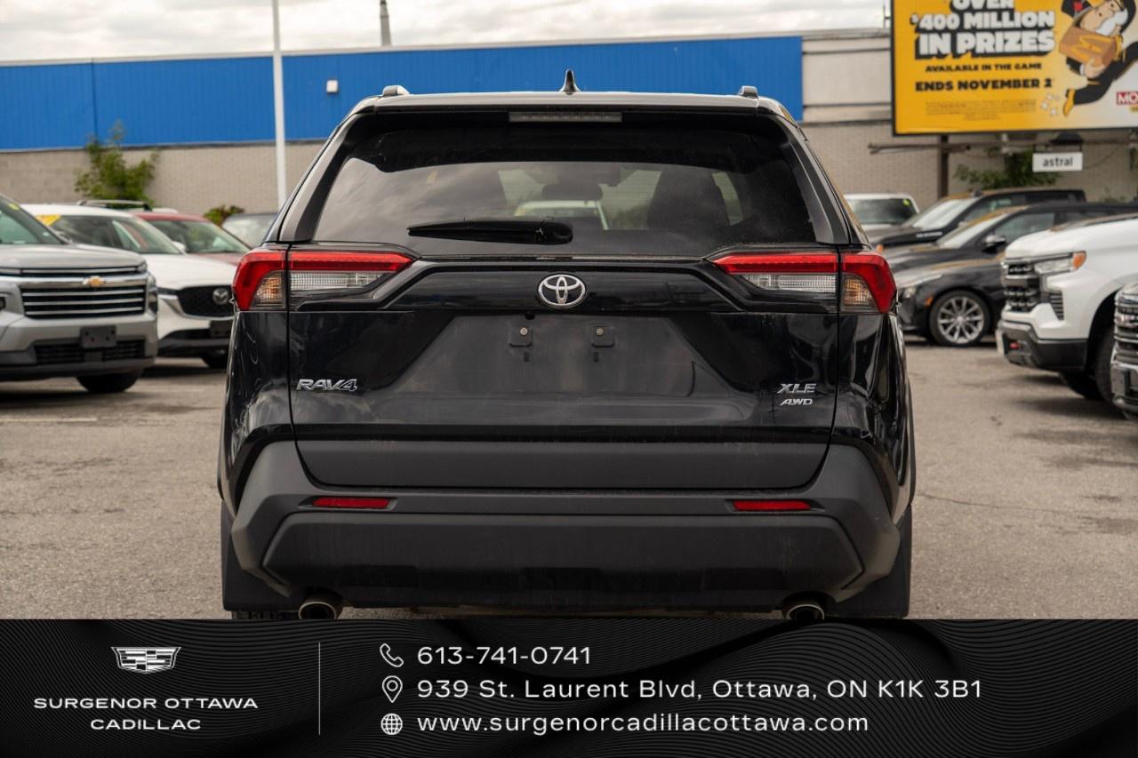 2021 Toyota RAV4 XLE AWD Photo