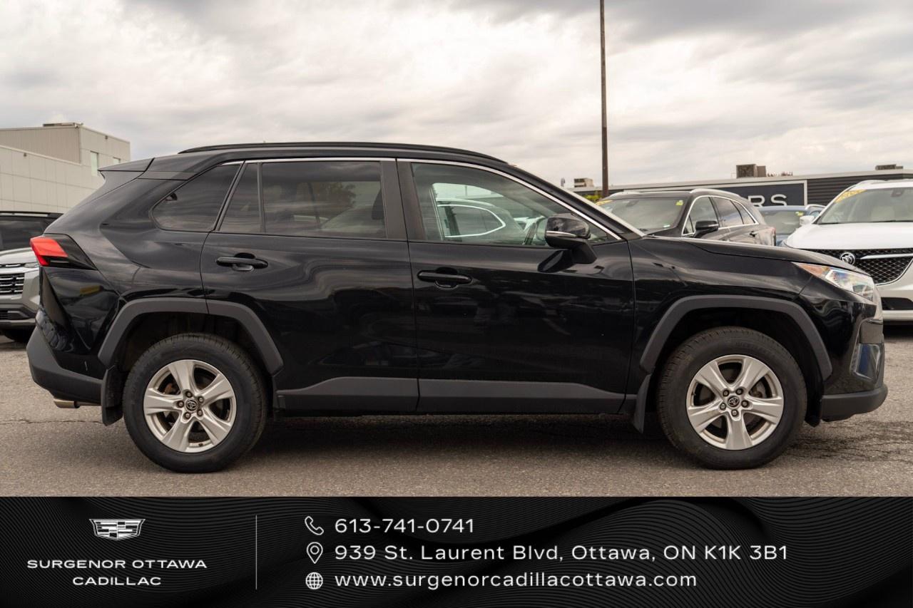 2021 Toyota RAV4 XLE AWD Photo