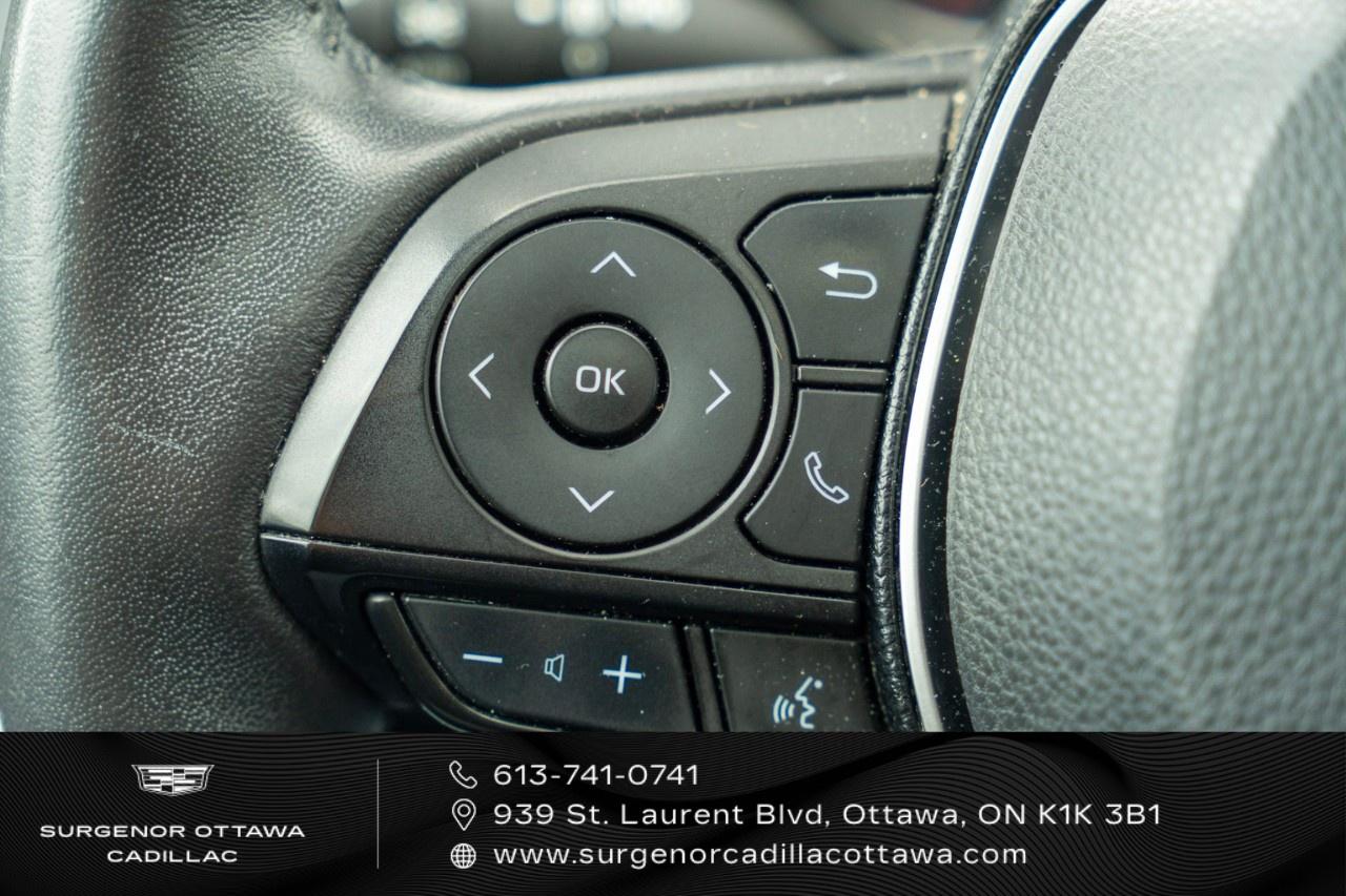 2021 Toyota RAV4 XLE AWD Photo