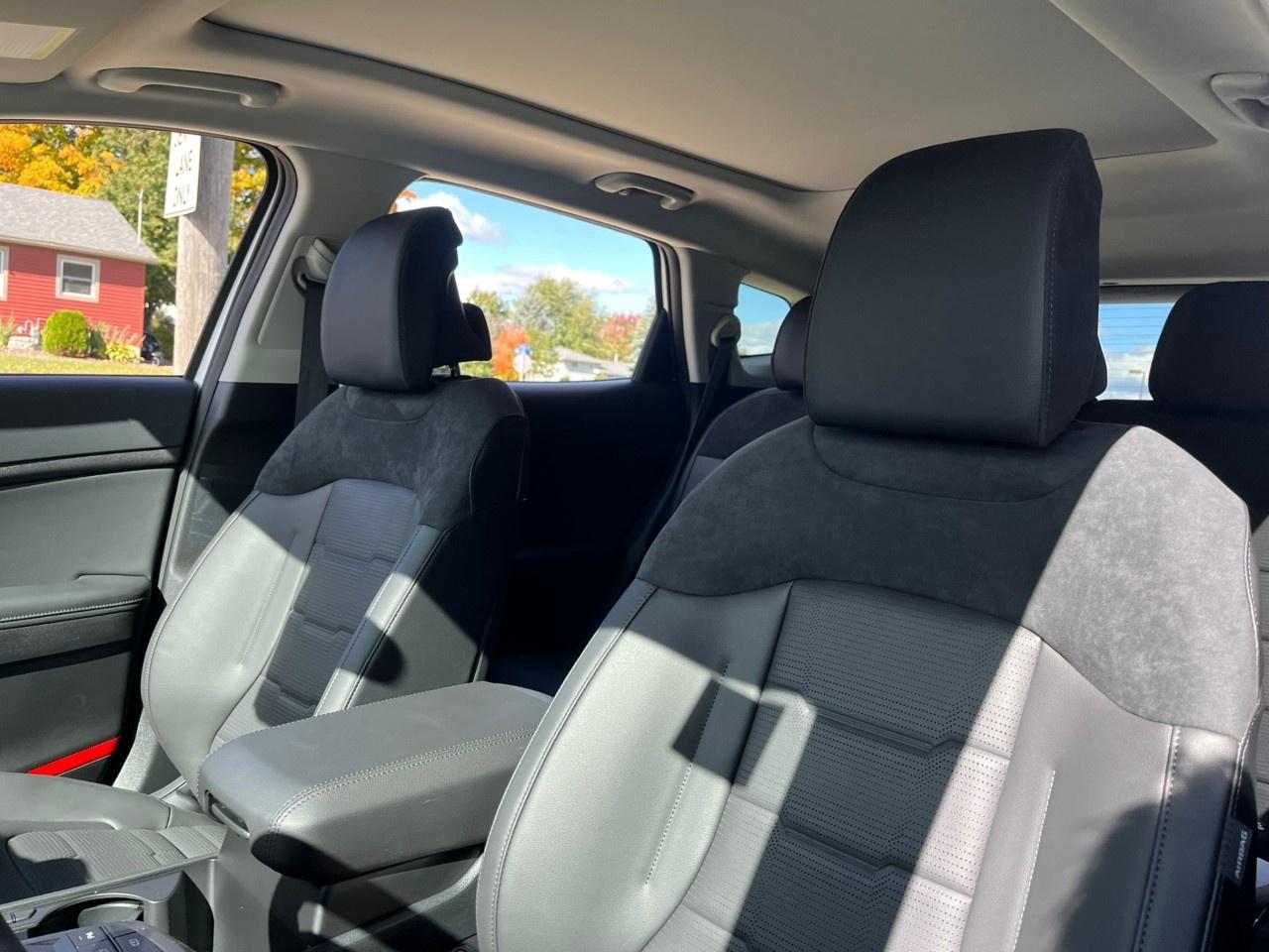 2026 Kia Sportage EX Premium AWD w/Black Interior Photo
