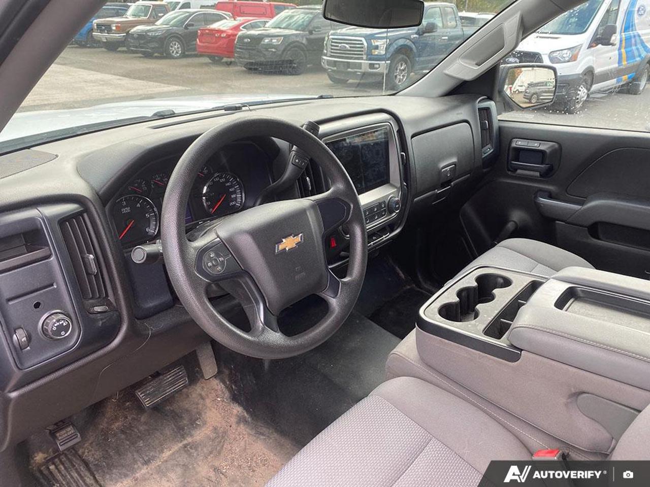 2014 Chevrolet Silverado 1500 1WT AS-TRADED | 4X2 | 4.3L 6-CYL | UTILITY TRUCK CAP Photo
