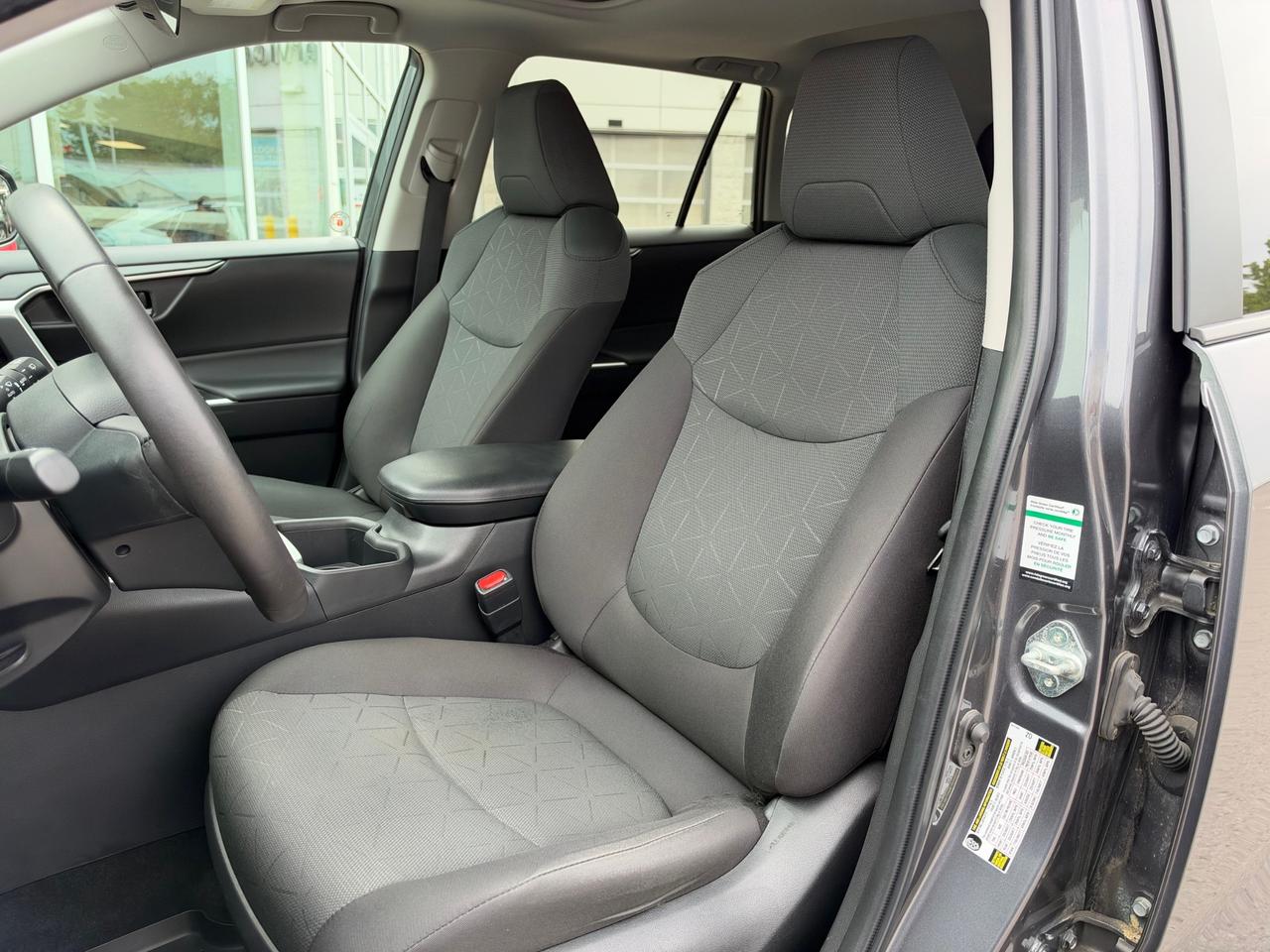 2023 Toyota RAV4 Hybrid HYBRID XLE-ONE OWNER+BOUGHT+SERV HERE! Photo