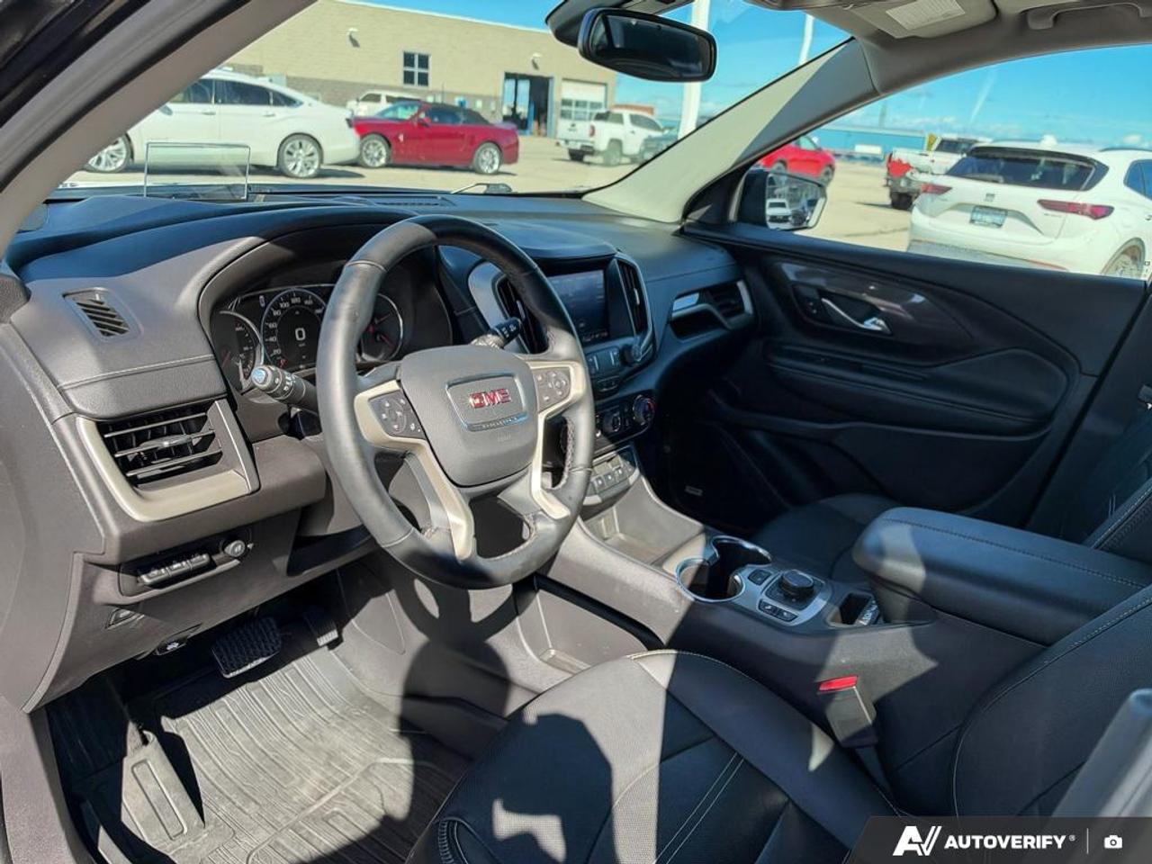 2024 GMC Terrain Denali BLACK DIAMOND EDITION | PANORAMIC SUNROOF | HEATED Photo