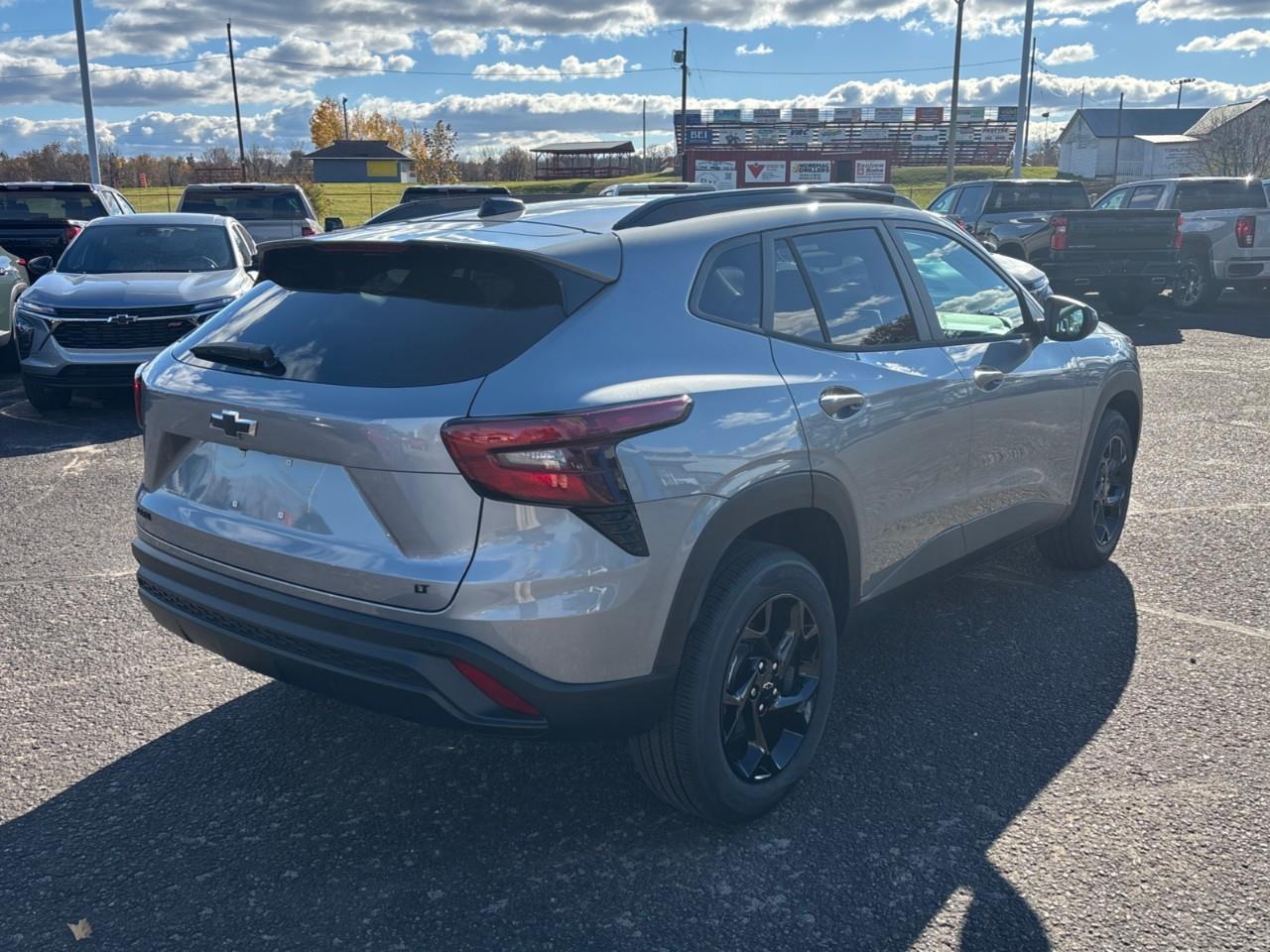 2026 Chevrolet Trax LT New 5 Passenger FWD SUV with Heated Front Seats, Heated Steering Wheel and a 11 Touchscreen Radio with Wireless Apple CarPlay, Wireless Android Auto and 3 Years of SirusXM Satellite Radio Photo