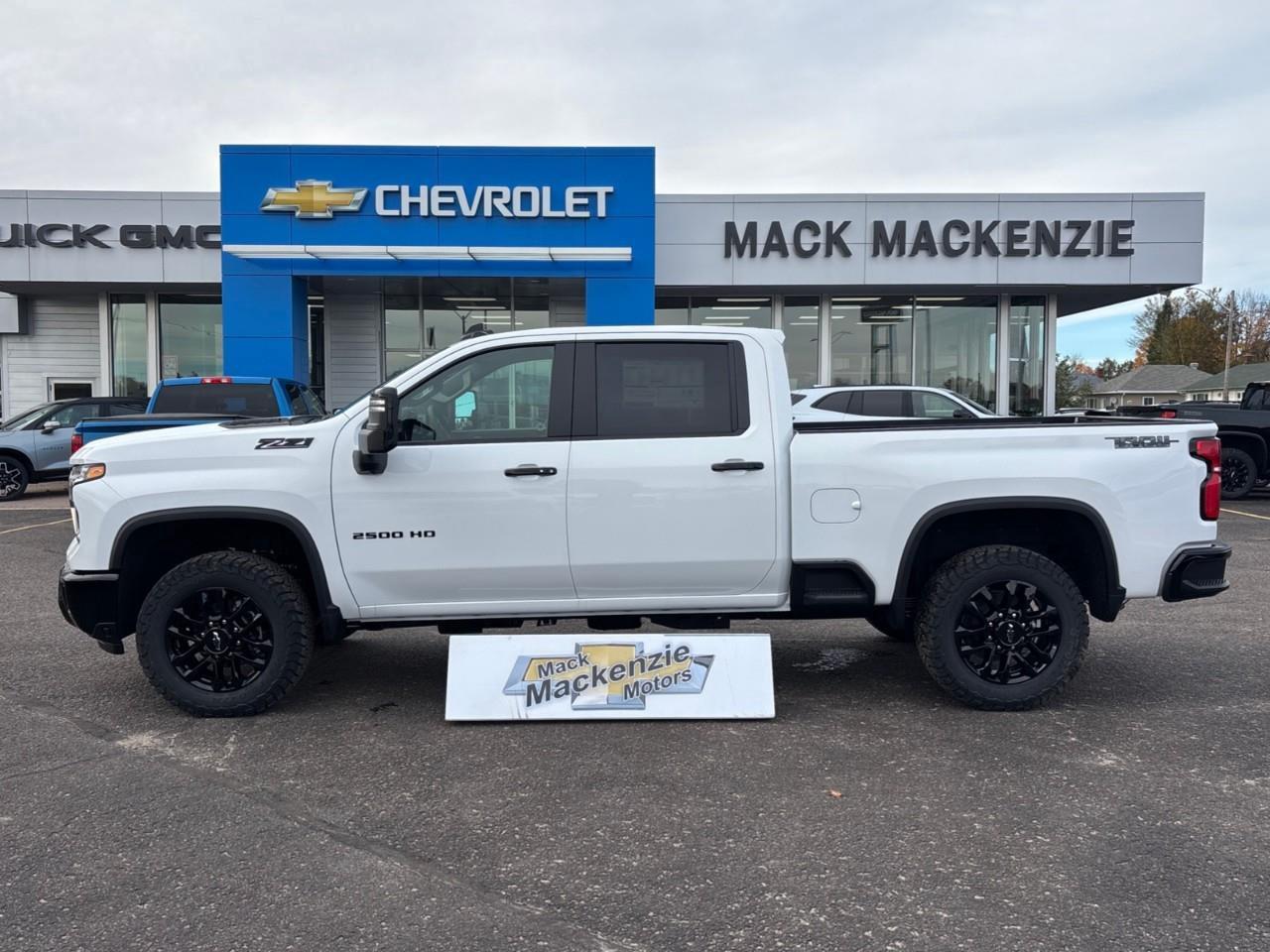 2026 Chevrolet Silverado 2500 HD LT New 2026 5 Passenger Diesel Powered 2500HD 4X4 Crew Cab Truck with Heated Front Leather Seats, Heated Steering Wheel, Adaptive Cruise Control, 5th Wheel Prep Package and a 13.4 Diagonal Touchscreen Ra Photo