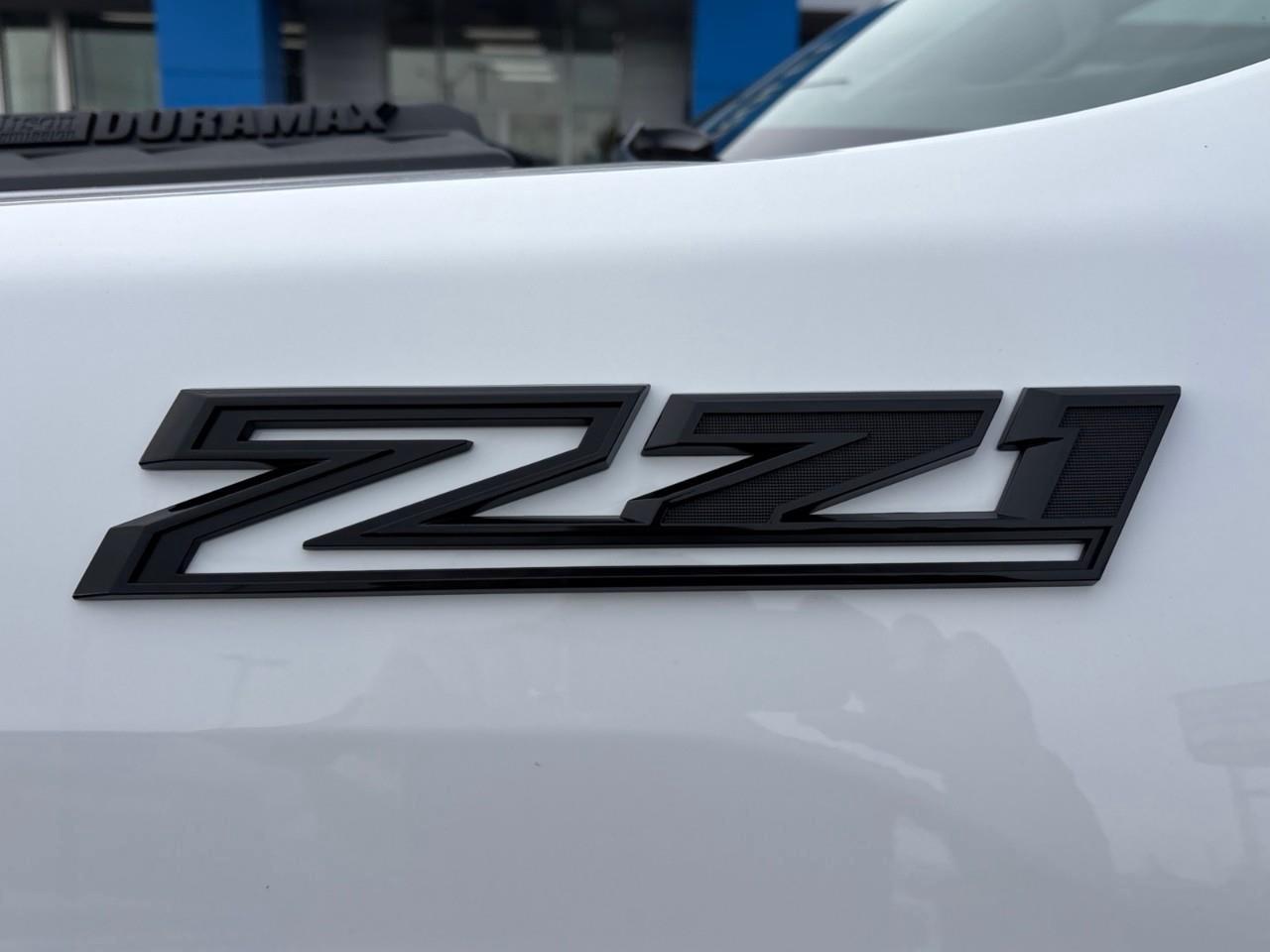 2026 Chevrolet Silverado 2500 HD LT New 2026 5 Passenger Diesel Powered 2500HD 4X4 Crew Cab Truck with Heated Front Leather Seats, Heated Steering Wheel, Adaptive Cruise Control, 5th Wheel Prep Package and a 13.4 Diagonal Touchscreen Ra Photo