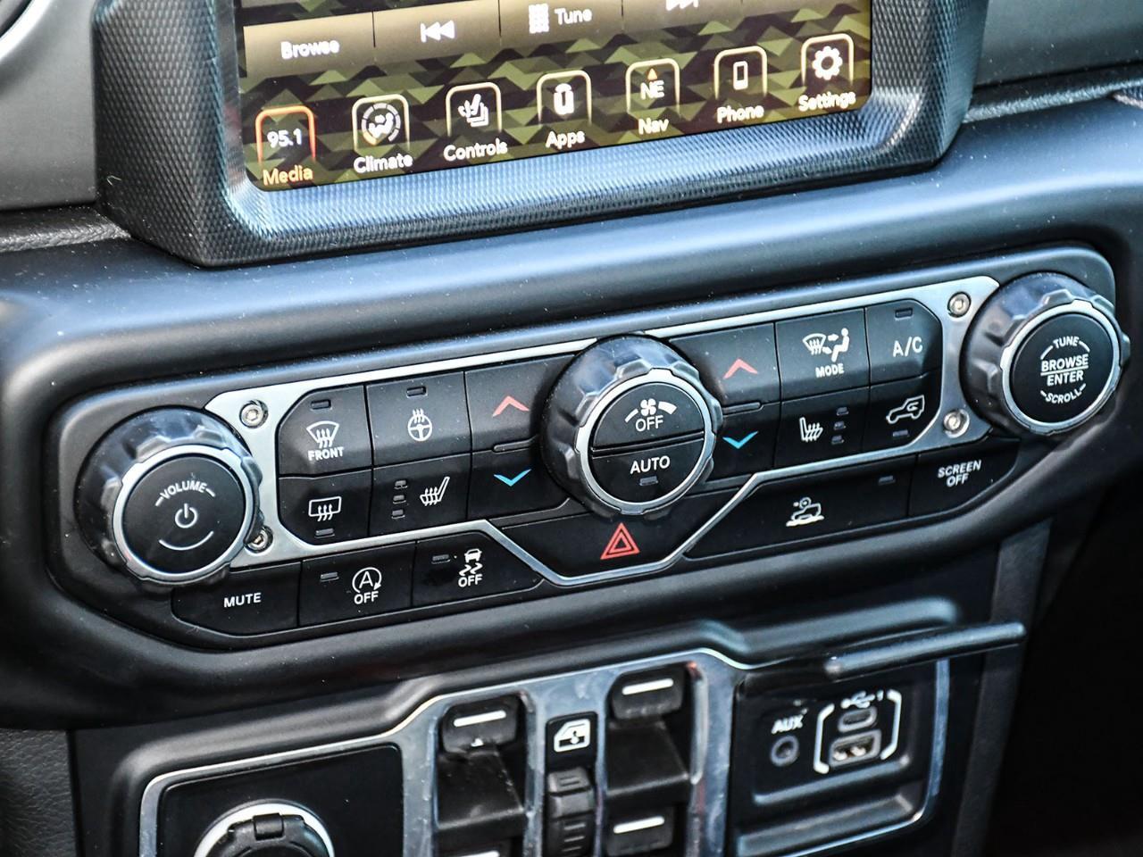 2023 Jeep Gladiator 2023 Jeep Gladiator Sport S | Willys Edition | Navigation & Sound Group | Trailer Tow Package. Photo