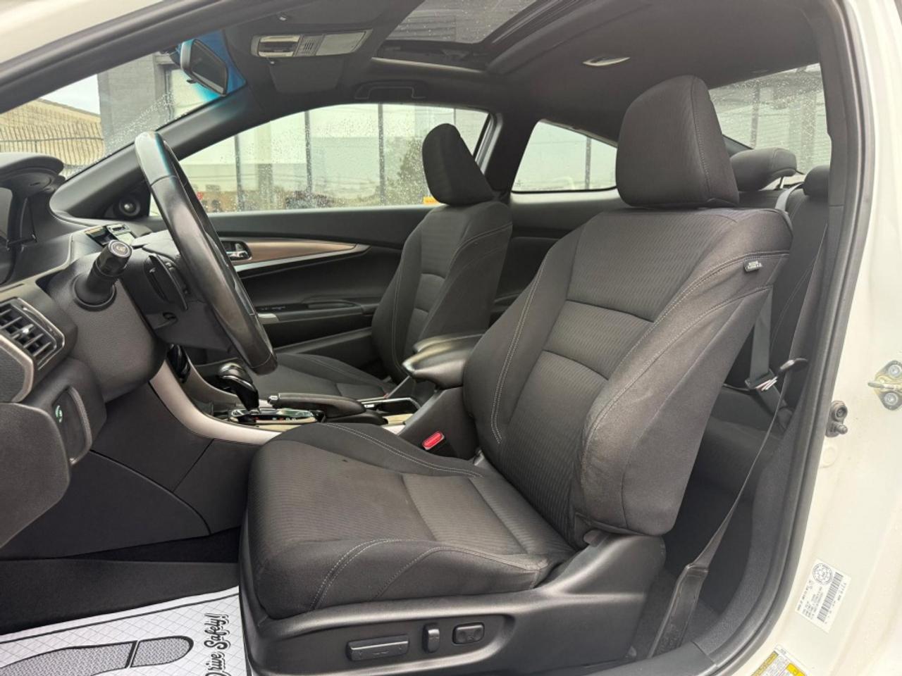 2017 Honda Accord EX |COUPE |SUNROOF |BACKUP CAM |SERVICE HISTORY Photo