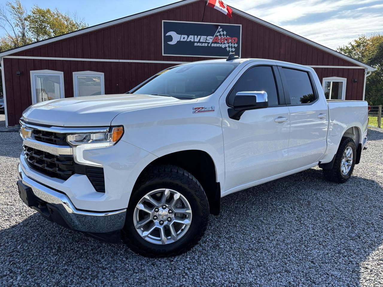 2024 Chevrolet Silverado 1500 LT ~CLEAN CARFAX~CERTIFIED~ Photo0