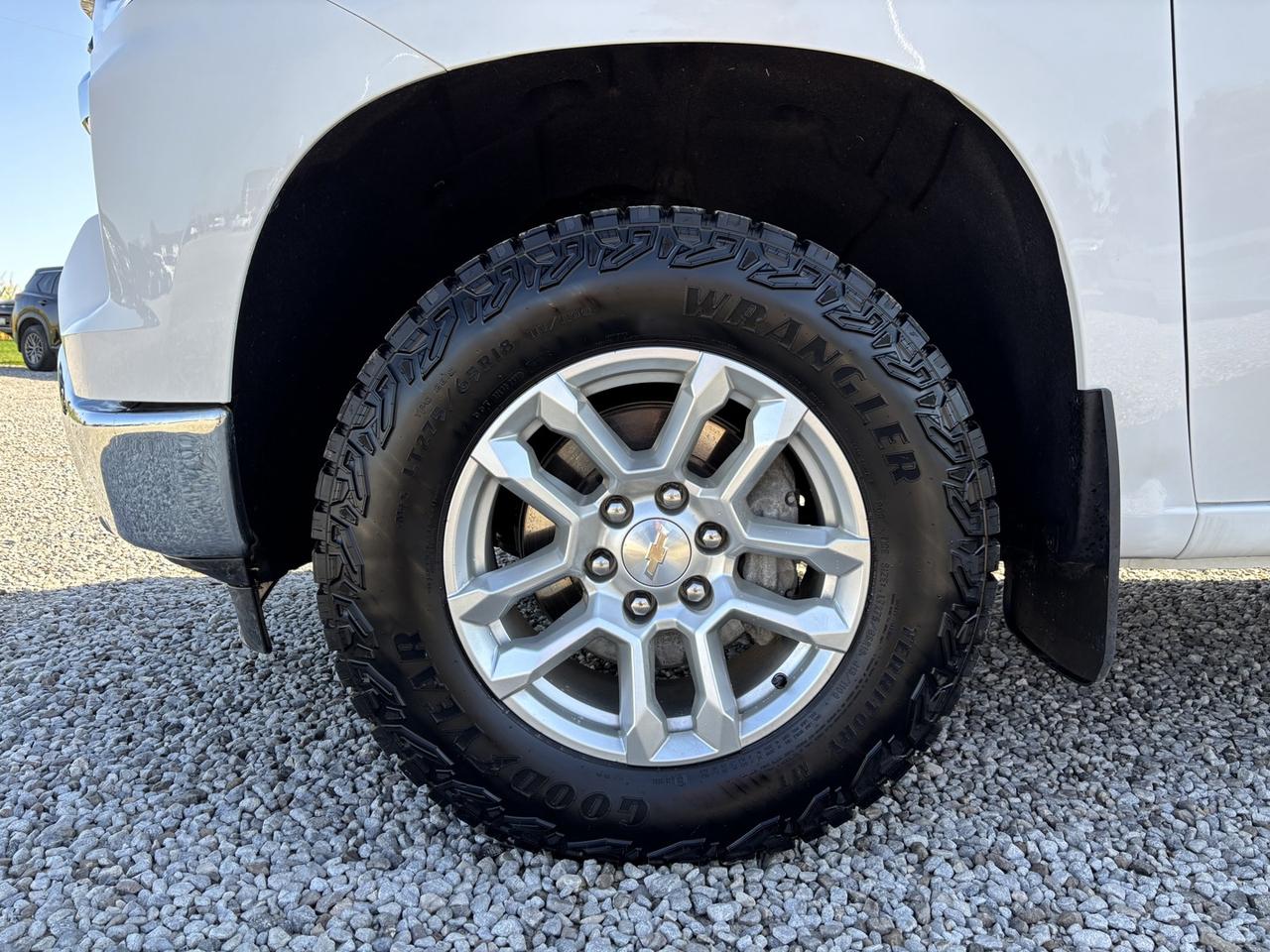 2024 Chevrolet Silverado 1500 LT ~CLEAN CARFAX~CERTIFIED~ Photo