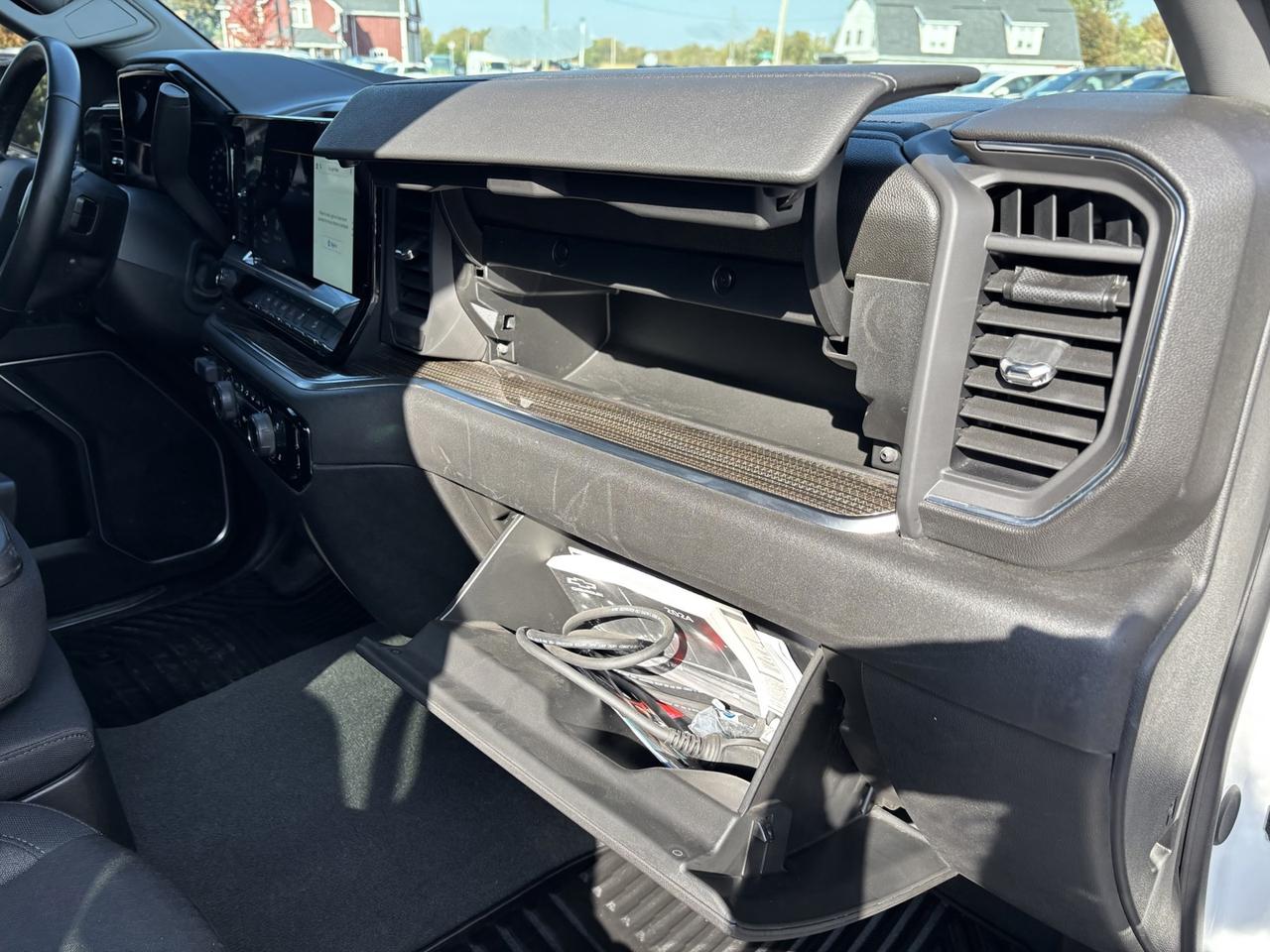 2024 Chevrolet Silverado 1500 LT ~CLEAN CARFAX~CERTIFIED~ Photo