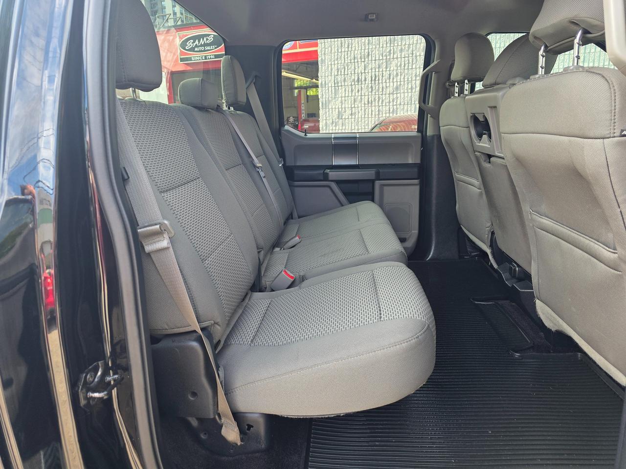 2016 Ford F-150 4WD SuperCrew XLT Photo