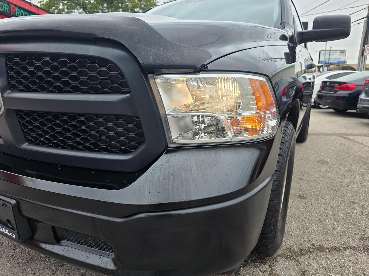 2014 RAM 1500 Regular Cab V8 Photo