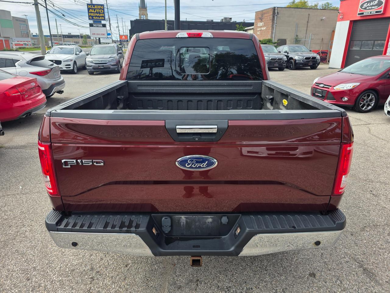 2017 Ford F-150 XLT 4WD SUPERCREW Photo